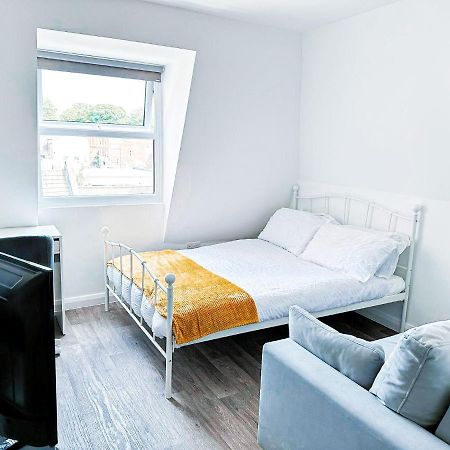 Lovely Studio Apartment Maidstone Luaran gambar