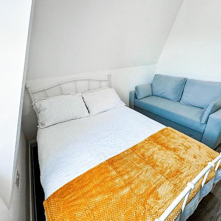 Lovely Studio Apartment Maidstone Luaran gambar
